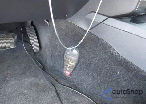 2014 Dodge Challenger Sxt z USA, uszkodzony, nr VIN 2C3CDYAG4EH306248